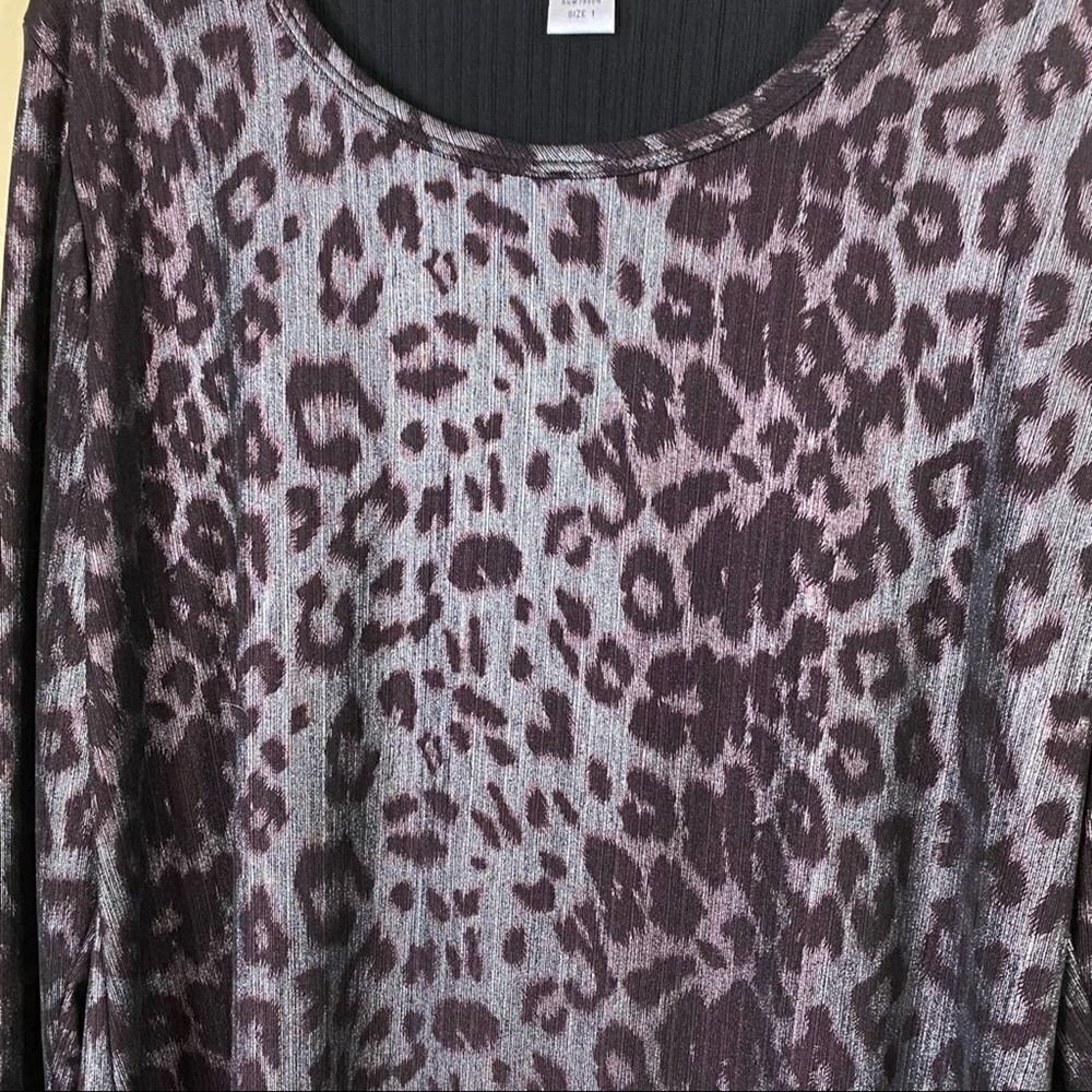 Chicos Animal Print Shimmer Scoop Neck Top Size medium - Picture 2 of 5